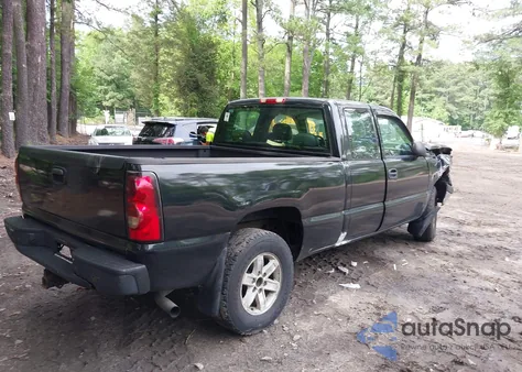 2004 Chevrolet Silverado K1500 из США, поврежденный, VIN 2GCEK19T941250818